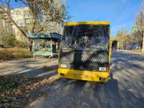 Російські окупанти обстріляли маршрутку в Херсоні: є постраждалі