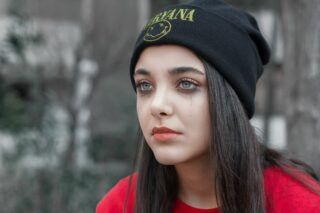 Моя дитина себе ріже — психолог про допомогу в таких випадках