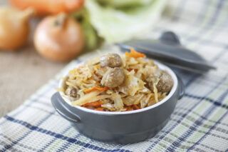 Рецепт солянки з капустою та грибами