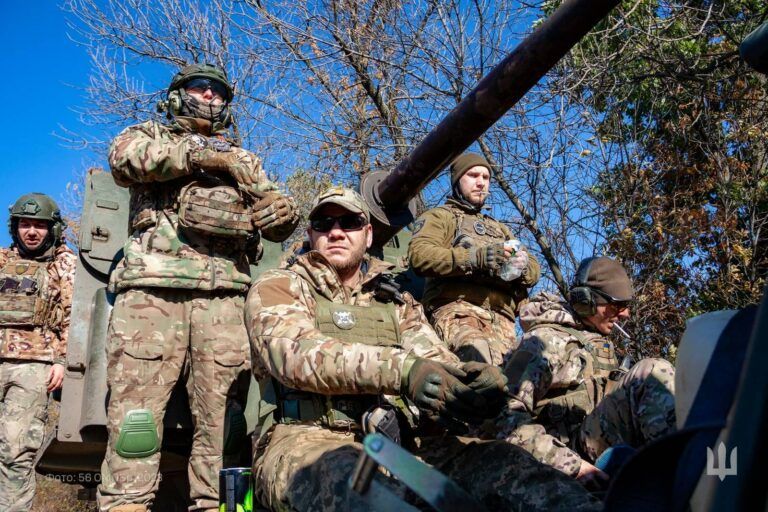 Українські військові