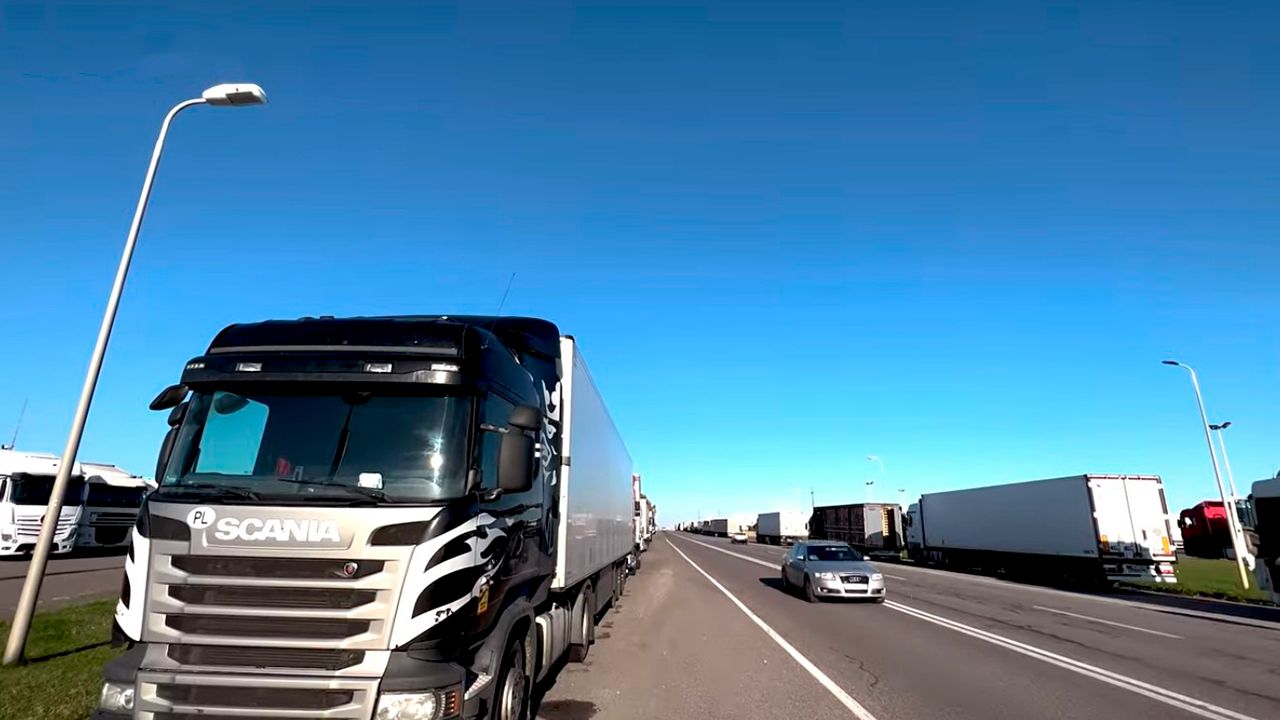 Страйк польських перевізників: які наслідки для України