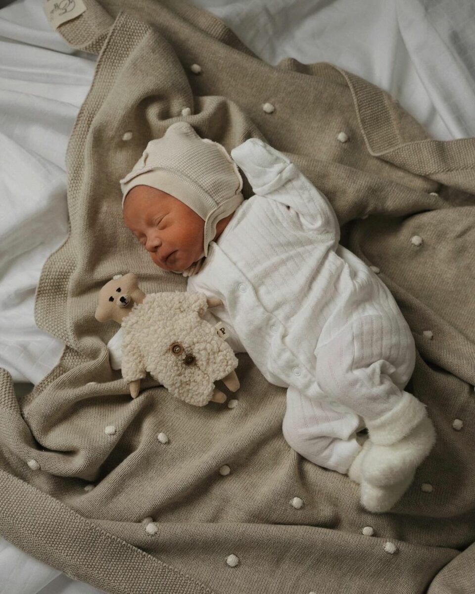 Саша Бо народила