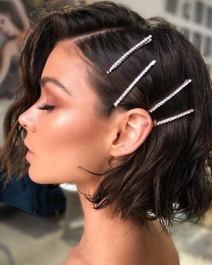 Фото: Instagram/whiteblossom_bridal Укладка на каре