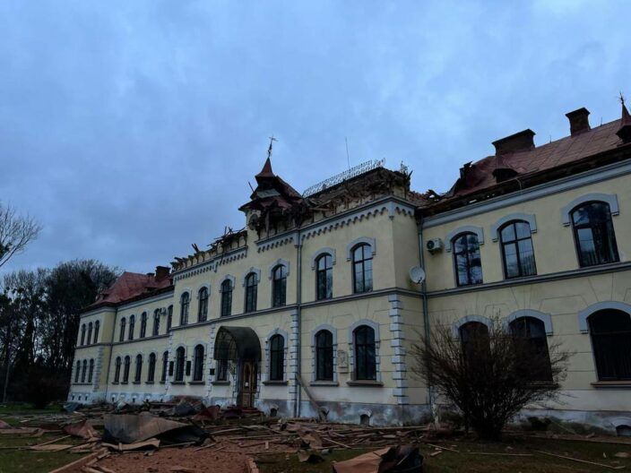Знищено музей Шухевича, загинув підліток на Одещині — наслідки атаки на Україну у новорічну ніч