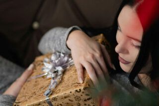 що подарувати сестрі на день народження