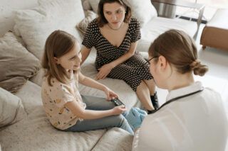 Як підготувати дитину до операції: як правильно говорити та що пояснити