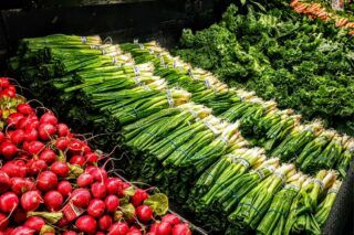 Які продукти здорожчають в Україні через польські протести