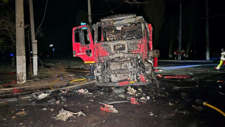 Загинули рятувальники! Росіяни вночі завдали ударів по Харкову — є жертви