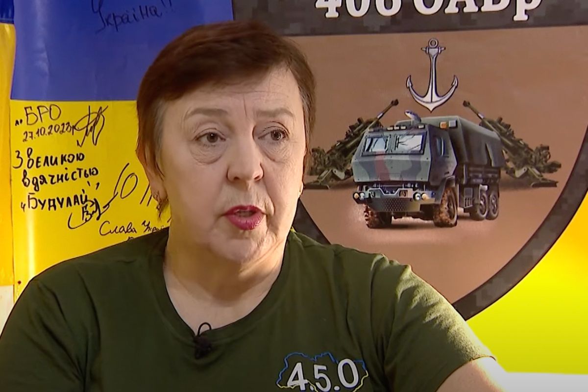 Олена Наумова