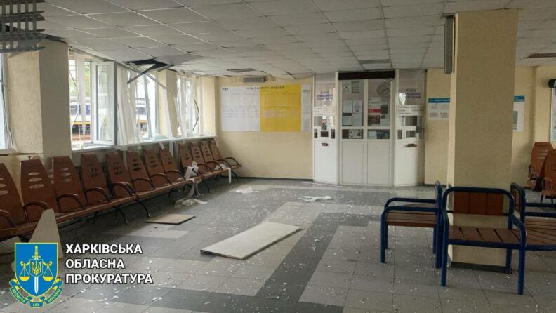 Россияне ударили возле железнодорожного вокзала в Балаклее Харьковской области: есть раненые
