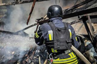 Росіяни вдарили КАБами по Золочеву 1 травня — є загиблі
