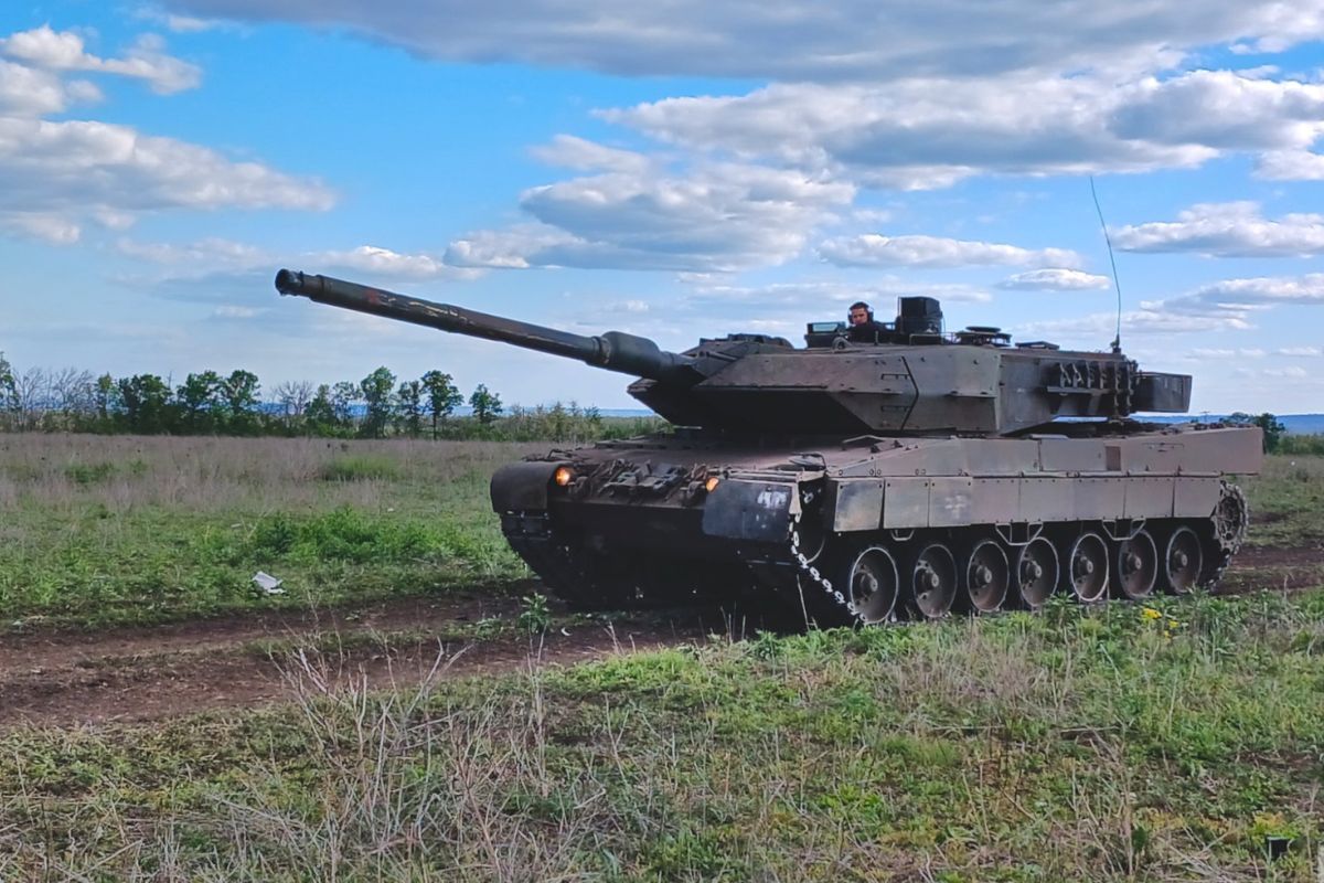Іспанія анонсувала для України поставку танків Leopard — скільки і коли
