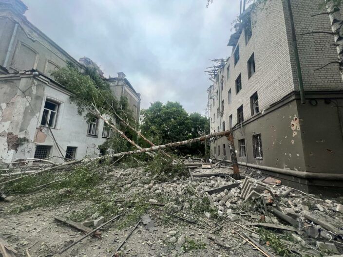 Нічний обстріл Харківщини: що відомо про вибухи та де ще атакував ворог Україну