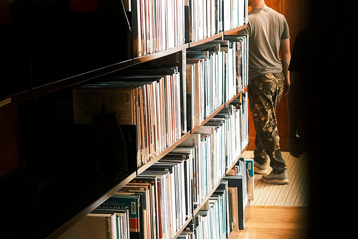 книжки українських військових