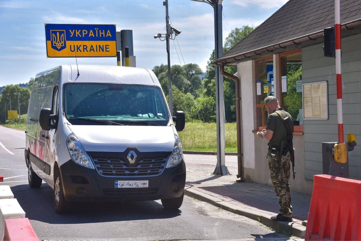 ситуація на кордоні з Польщею затримка транспорту
