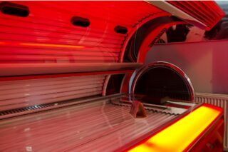 Як часто можна ходити в солярій без шкоди та як це правильно робити