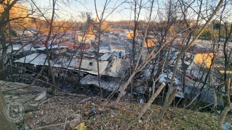 Взрывы в Киеве: обломки БПЛА повредили дома сразу в шести районах