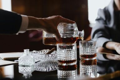 Чим відрізняється коньяк від бренді
