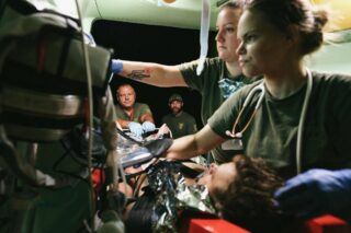 Фото до: Зеленський заборонив переведення медиків на немедичні військові посади