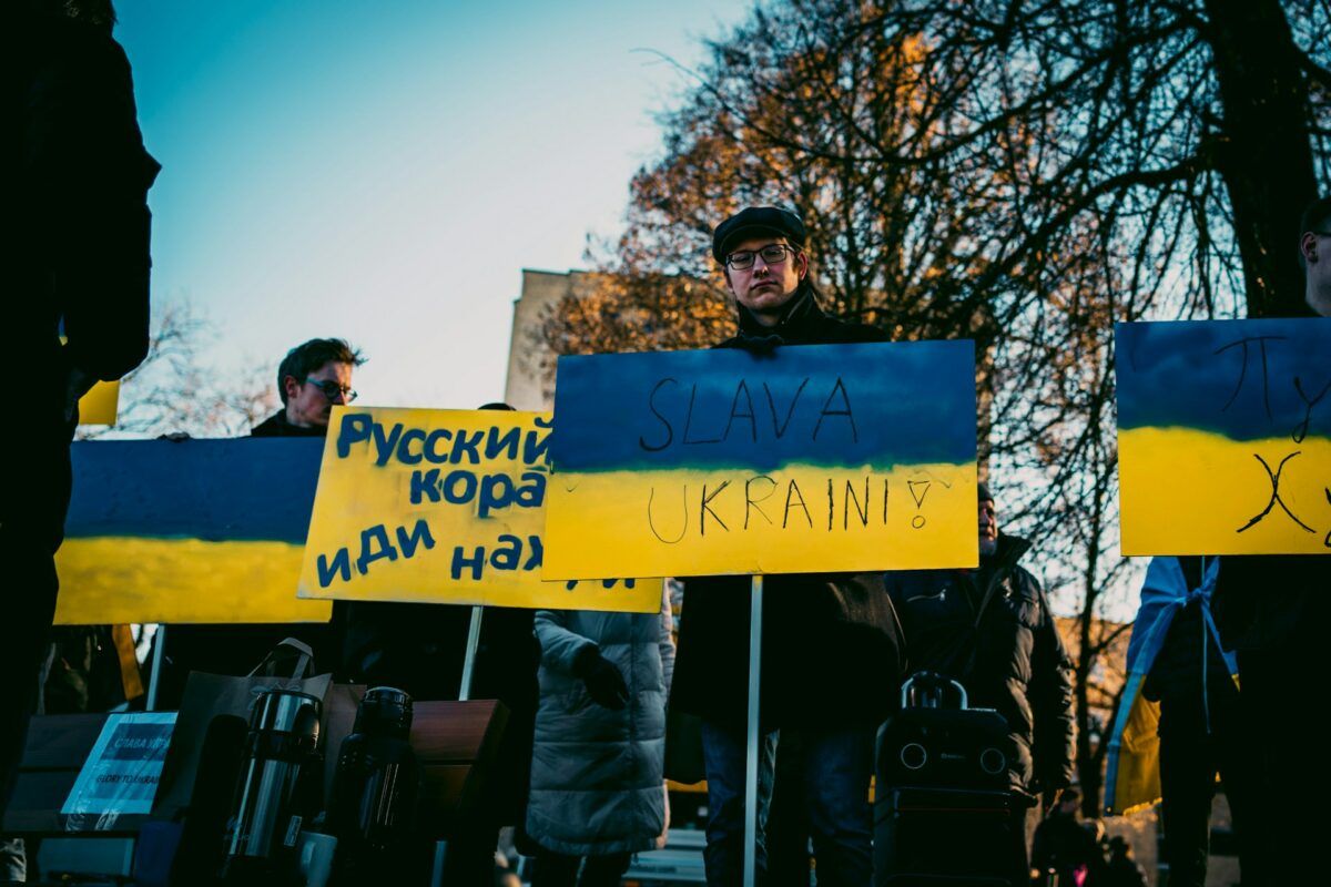 виплати біженцям