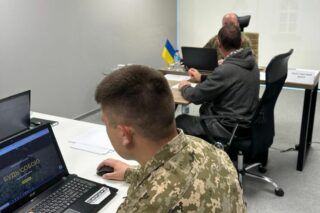 Первые добровольцы из Польши: бойцы Украинского легиона уже отправились в Украину