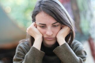 Фото до: Як полегшити біль втрати на свято: психотерапевтка про способи