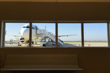 Фото до: Wizz Air додає нові рейси з Варшави: перелік напрямків