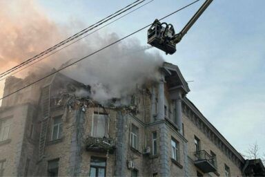 Фото до: Атака на Київ 1 січня 2025: зруйнований будинок, є потерпілі