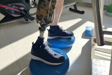 Банкінг сну: як “накопичений” відпочинок допоможе пережити нічні обстріли