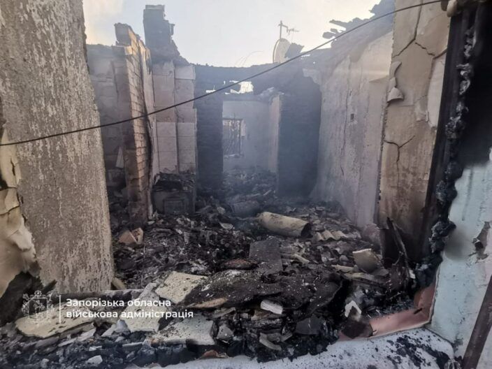 Росіяни вдарили по Запоріжжю: загинув чоловік, є постраждалі, серед яких немовля