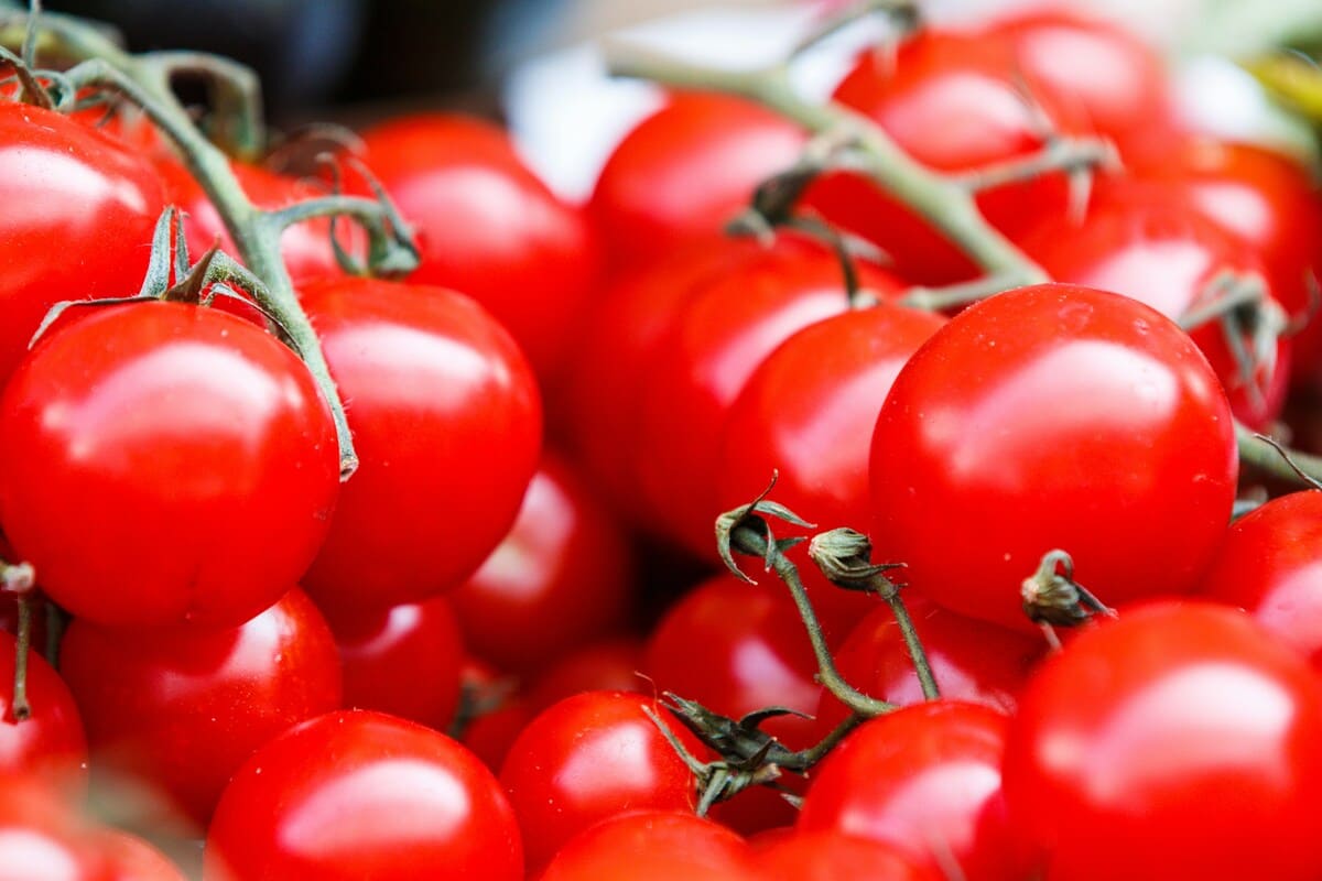 Питание по цветам: какие продукты помогают дольше оставаться молодыми