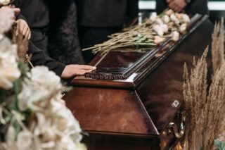 Фото до: Чому сучасний світ боїться смерті більше, ніж раніше