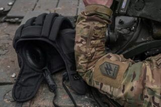 Фото к: Как Азов учит гражданских и делится боевым опытом