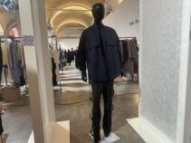 Куртки из кроссовок и одежда с функцией: чем удивила Украинская неделя моды 2025