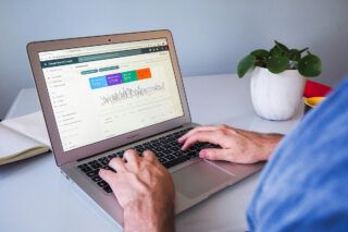 Фото к: Как эффективно продвигать сайты в 2025: практические SEO-советы