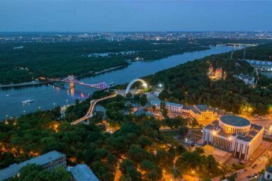 Без Монополії та Дженги: 9 настільних ігор для спільного часу з друзями або родиною