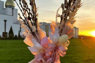 как украсить иву на вербное воскресенье