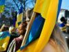Хто має повертати цивільних з полону: українці розділилися у відповідях