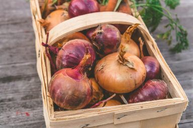 Что делать, чтобы лук не шел в стрелки