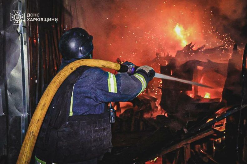Загиблі у Харкові, руйнування у Дніпрі та Запоріжжі: наслідки нічного обстрілу України