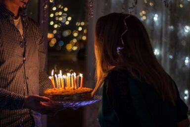 Поздравление с 18-летием девушке
