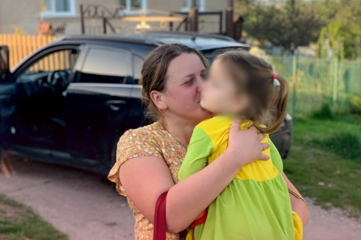Шла и шла… и вышла за пределы области: как 3-летняя девочка потерялась в лесу