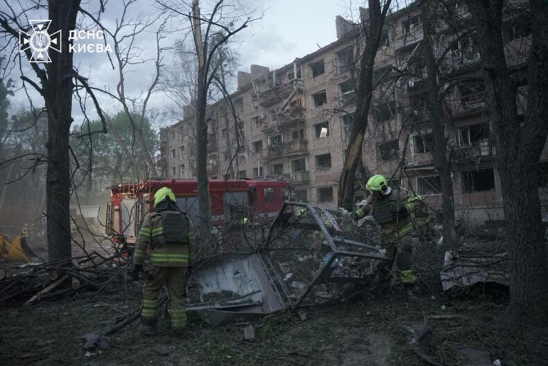 ​Ракетна атака РФ на Київ: 13 загиблих, понад 80 поранених, серед них 6 дітей (ОНОВЛЕНО)
