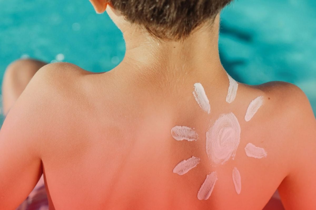 Как защитить детскую кожу от солнца: советы по выбору SPF для малышей