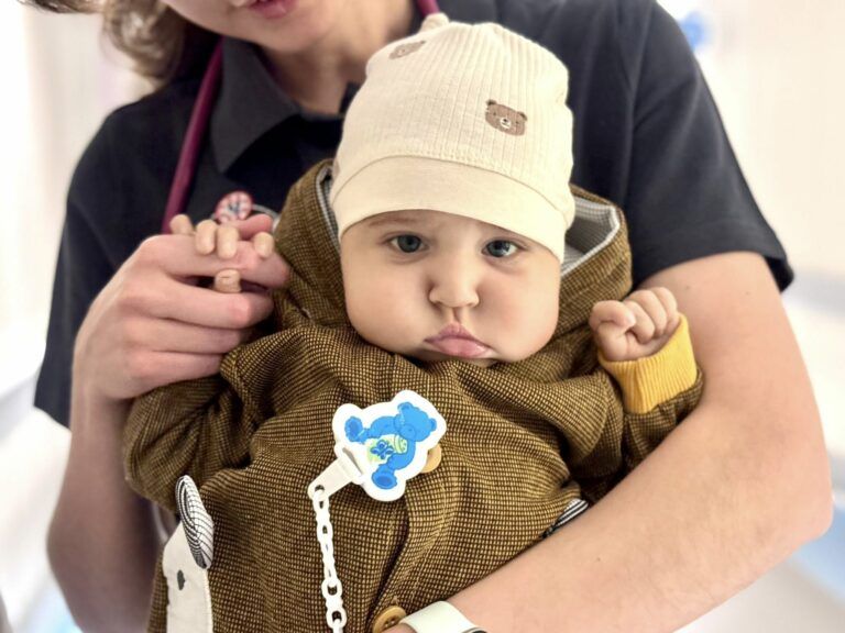Фото 1 к: Уникальная АВО-несовместимая трансплантация: как в Охматдете спасли жизнь Максима