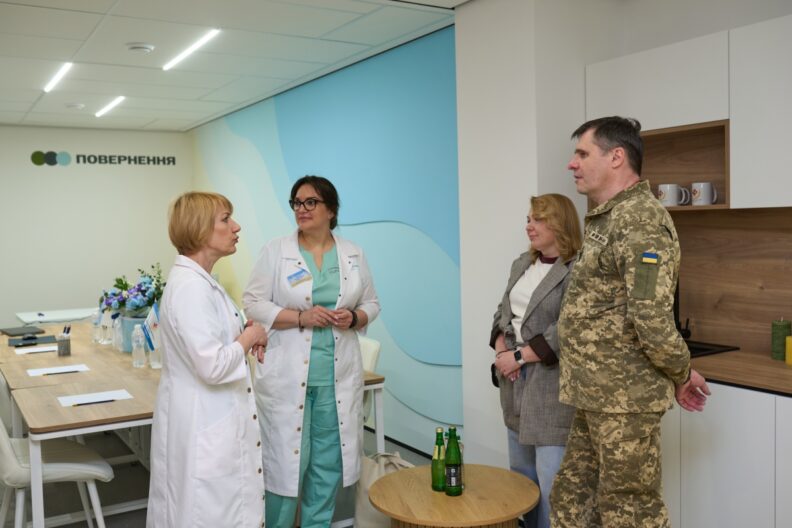 Там, де тебе почують: у Дніпрі відкрили перший центр ментального здоровʼя мережі ПОВЕРНЕННЯ