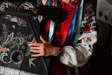 привітання з Днем вишиванки у картинках та віршах