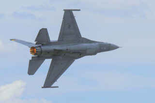 F-16