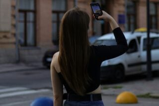 Закон підписано! Легалізація медичного канабісу в Україні: що варто знати про канабіноїди та кому потрібне таке лікування