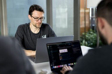 нехватка работников